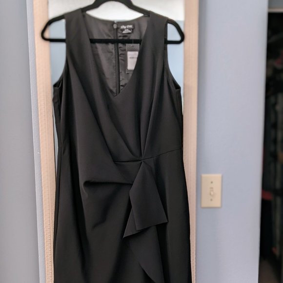 NEW City Chic Sassy Pose in Black - Picture 3 of 4